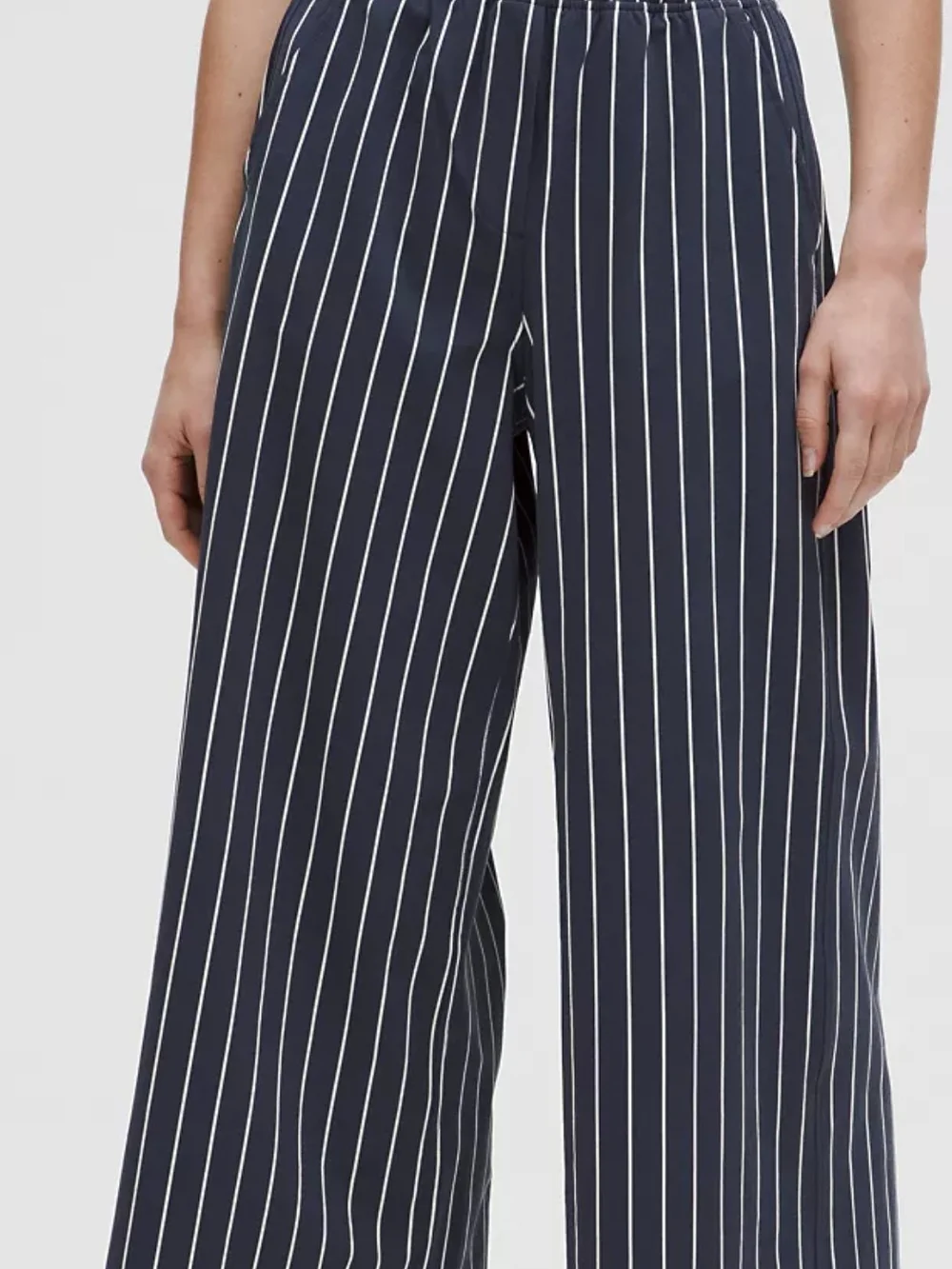 Lululemon Stretch Woven Ruffle- -Waist Wide-Leg Cropped Pant - Navy Stripe
